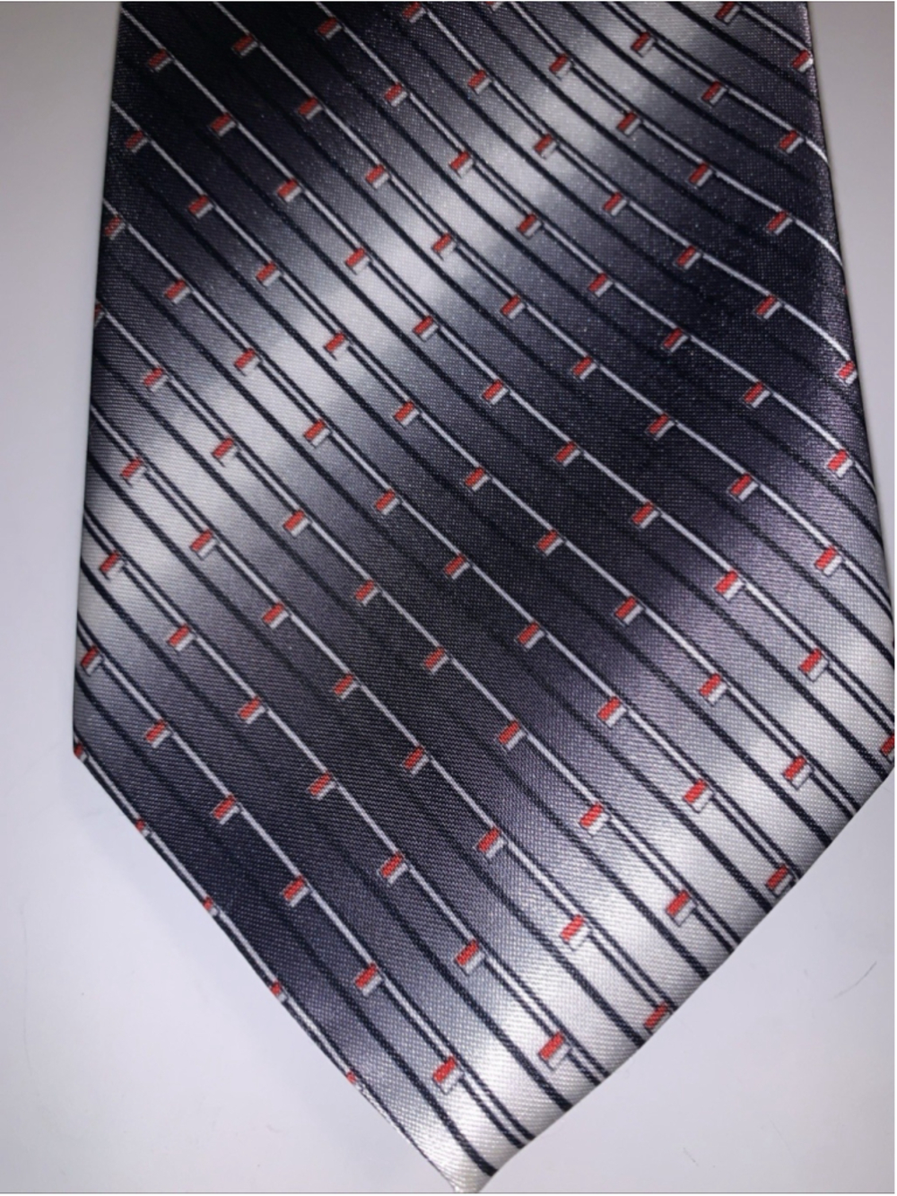FULEI Neck Tie Silver Black Red Pattern Men’s 100% Polyester Skiny Crisp 4” 56”